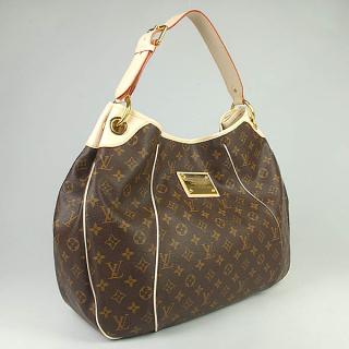 Louis Vuitton M56381