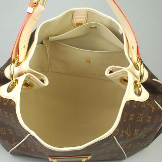 Louis Vuitton M56381