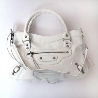 Balenciaga 084331