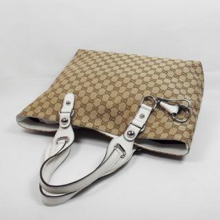 Gucci 229852