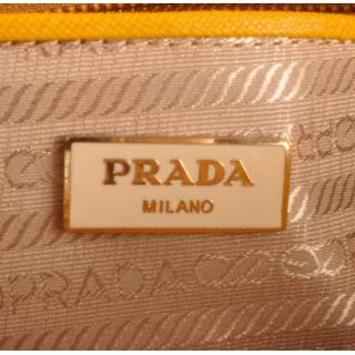 Prada 16625M